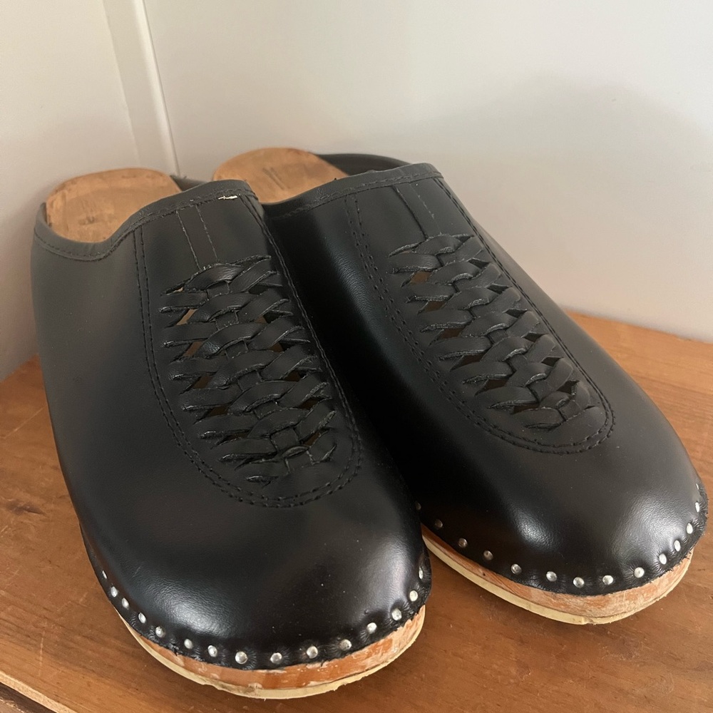 Troentorps Wright Black Braided Front Open Back Clogs size 39/ Women’s 8-9